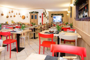Гостиница Hotel La Barme, Конь